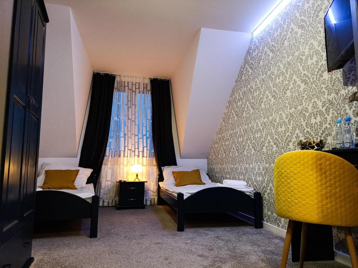 Hotel Tara Kielce Luaran gambar