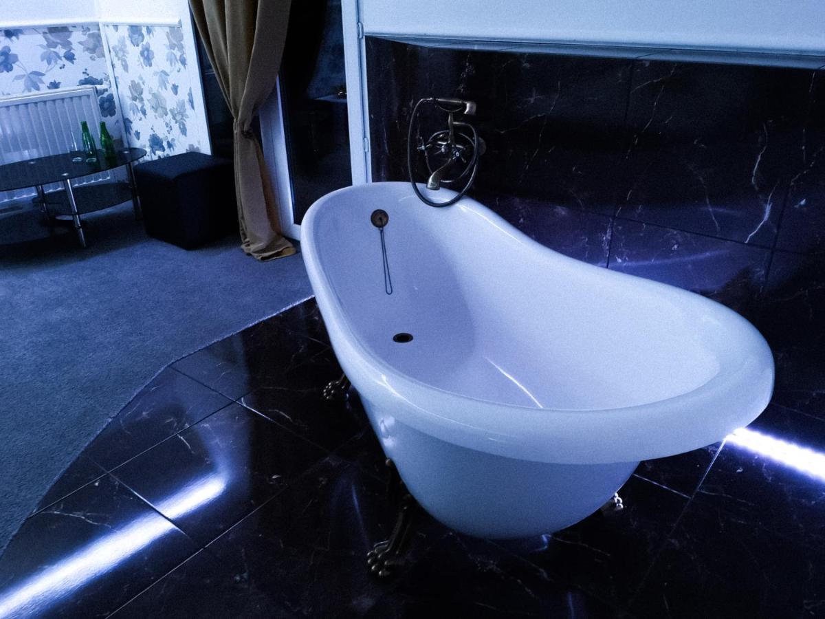 Hotel Tara Kielce Luaran gambar